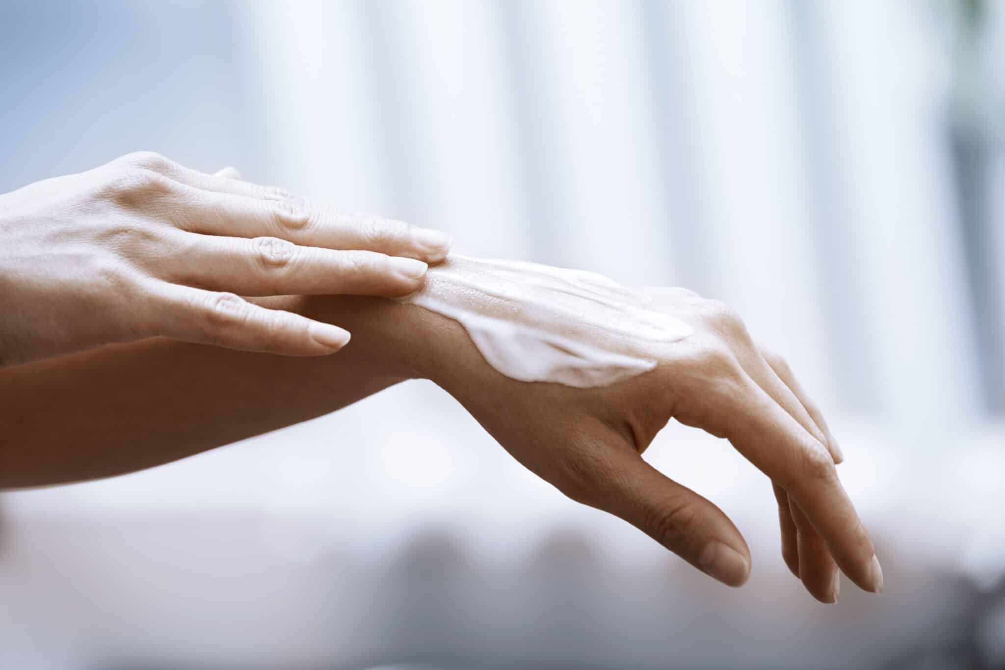 Hand & Nail Cream for Dry and Sensitive Skin